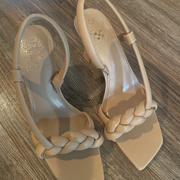 NWOT VINCE CAMUTO Women's Beljiya Braided High-Heel Sandals - Size 8 - Picture 2 of 5